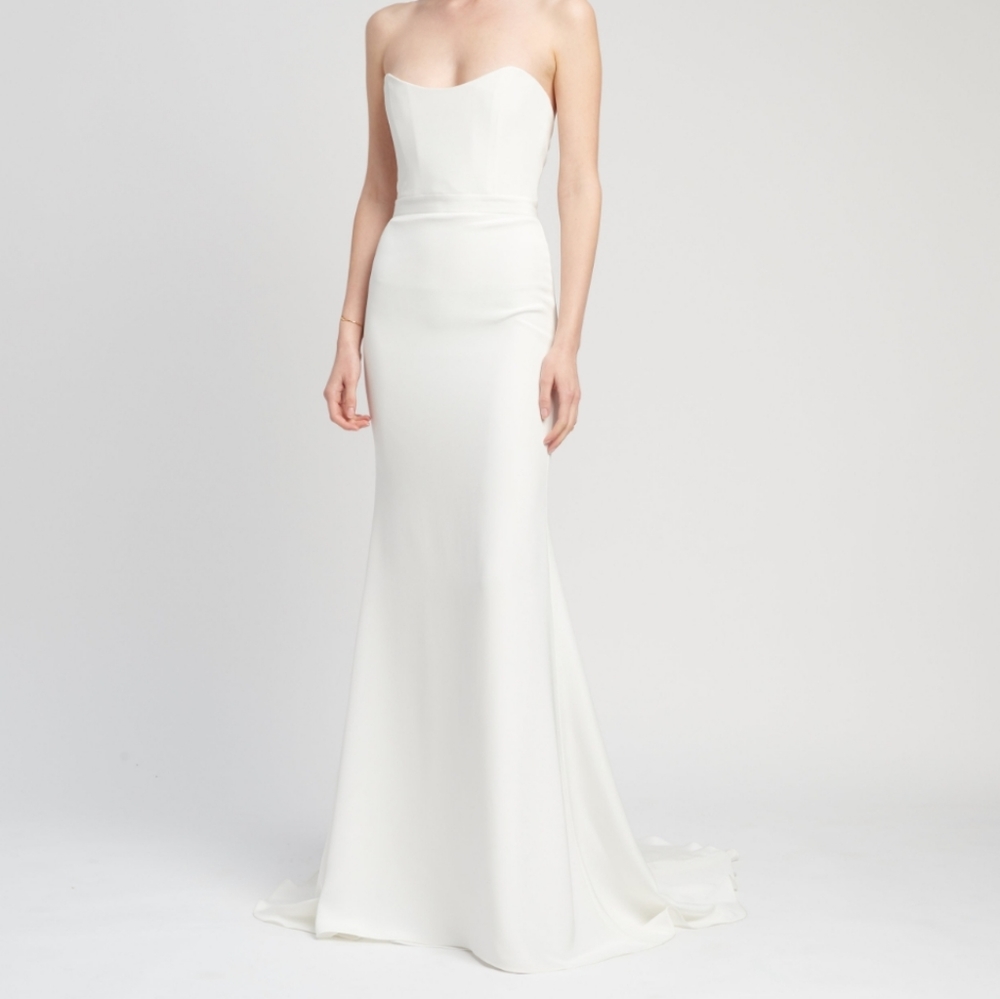 Alexandra Greeco Reine Gown